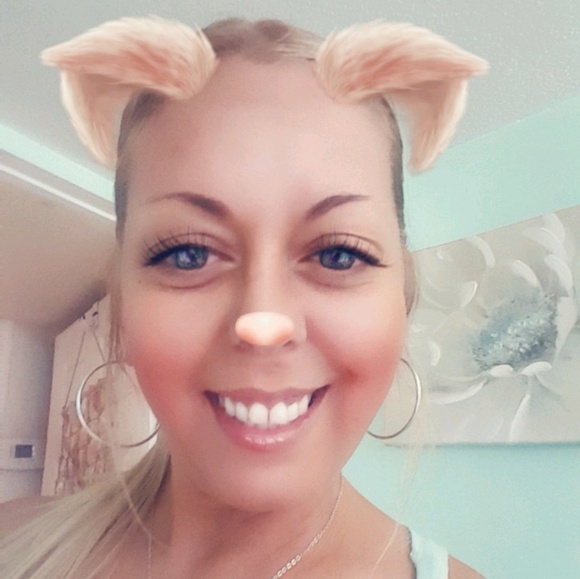 Meet your Posher, Sonia - Picture 1 of 1